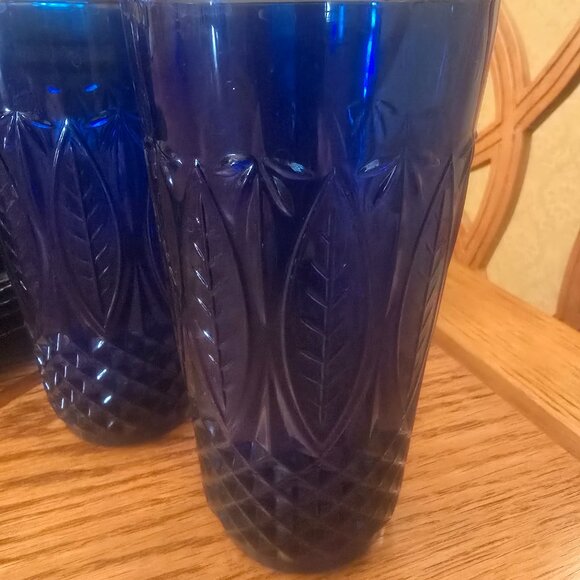 Avon Royal Sapphire Cobalt Blue Set - Picture 2 of 2